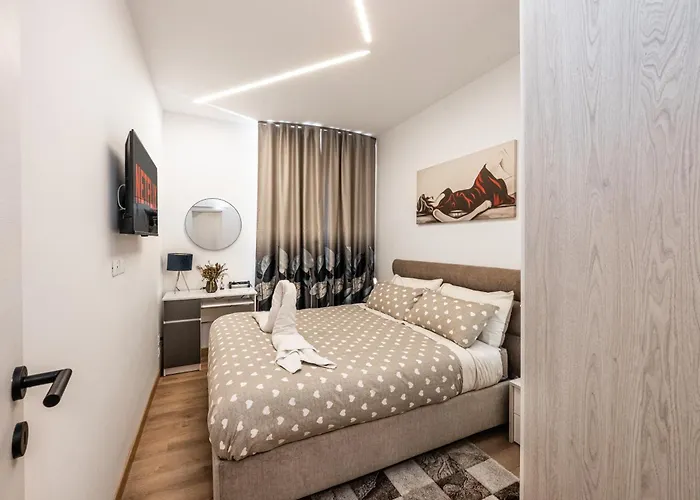 Daire Nn Viale Xx Settembre Trieste